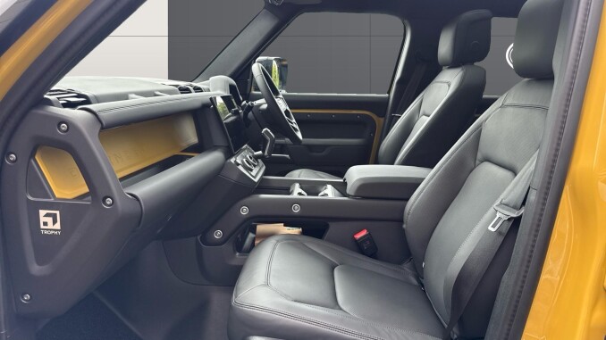 Land Rover Defender 3.0 D350 Trophy Edition Deep Sandglow 110 5dr Auto Diesel Estate - Image 3